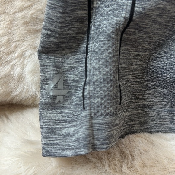 Womens seamless workout shorts m/l new grey - Picture 5 of 7